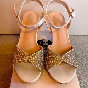 De Blossom Collection Heels - Girls Size 1 Pave Crystal Peep Toe - White